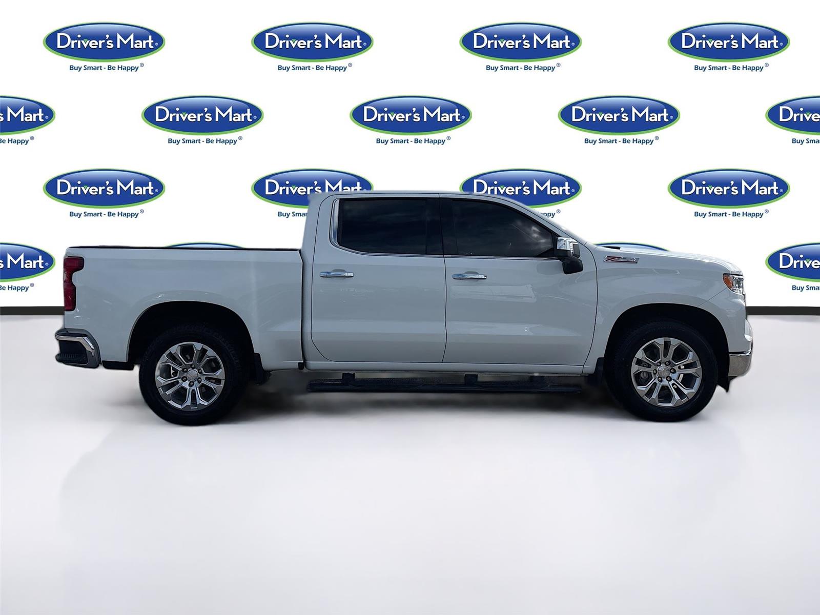 2023 Chevrolet Silverado 1500 LTZ photo 2