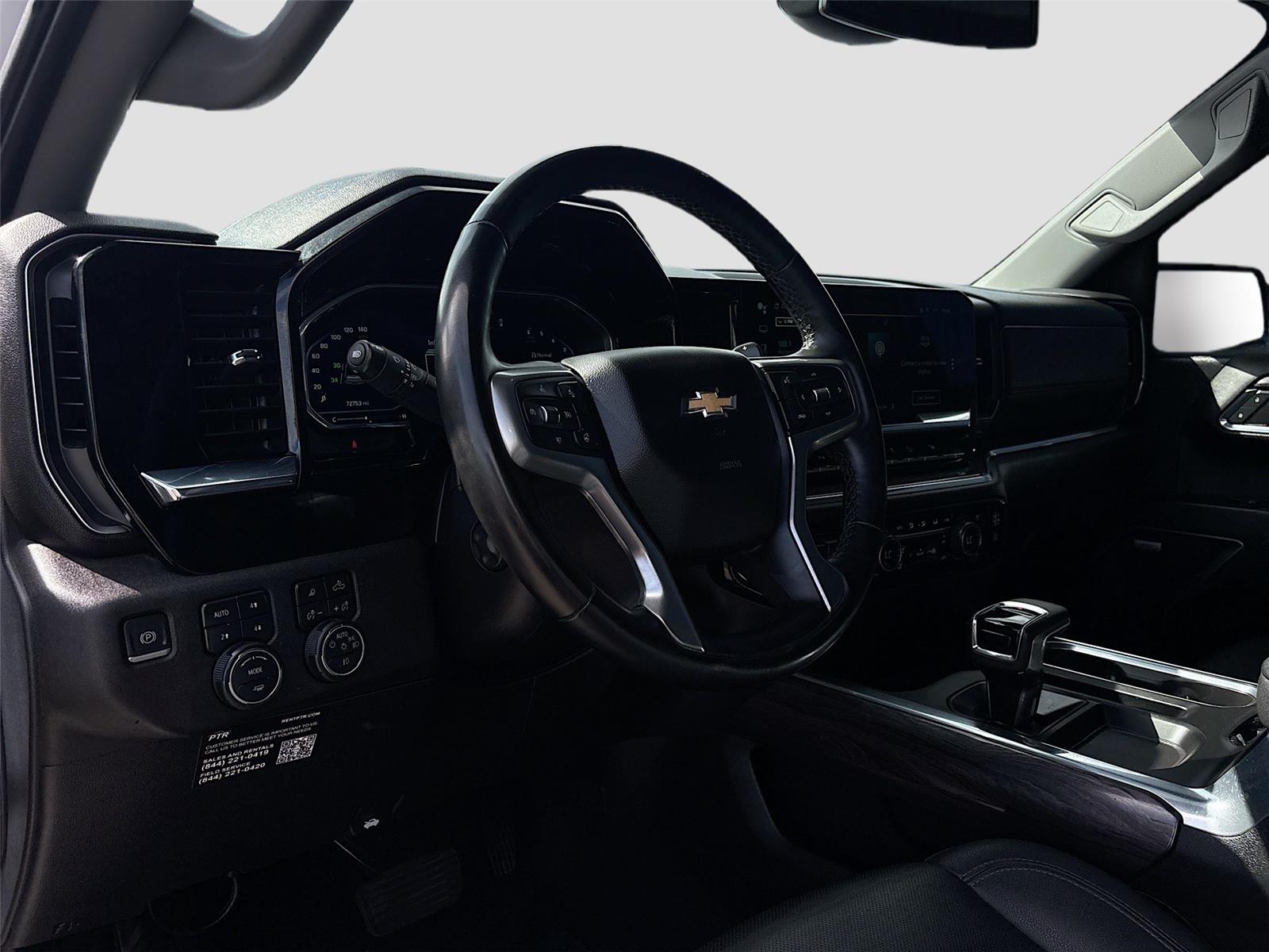 2023 Chevrolet Silverado 1500 LTZ photo 3