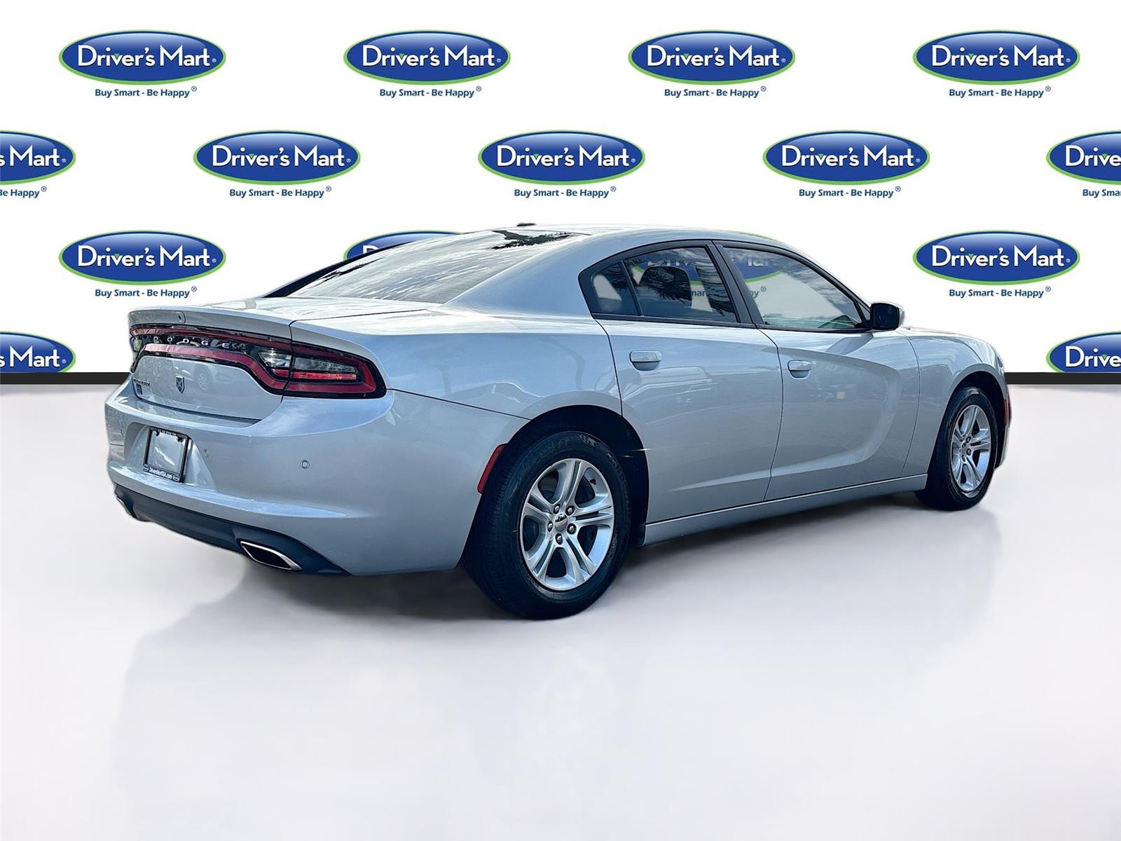 2019 Dodge Charger SXT photo 5
