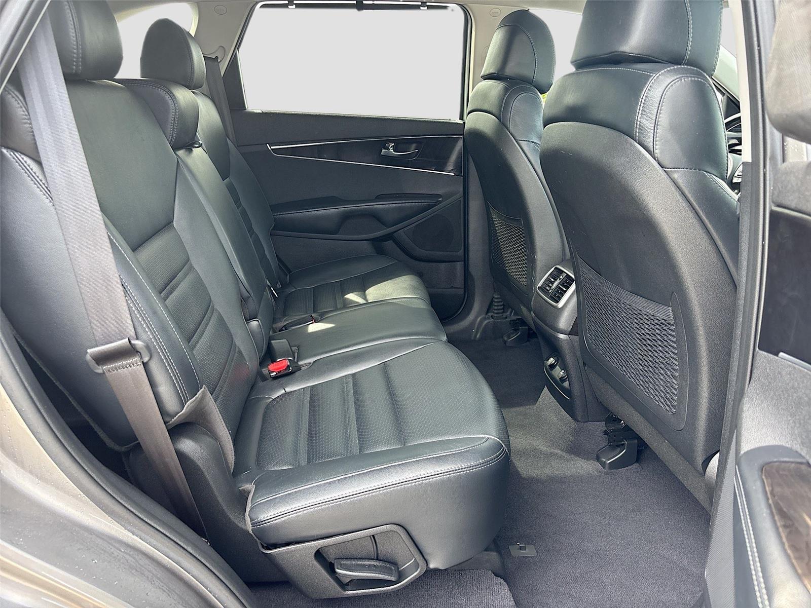 2017 Kia Sorento EX