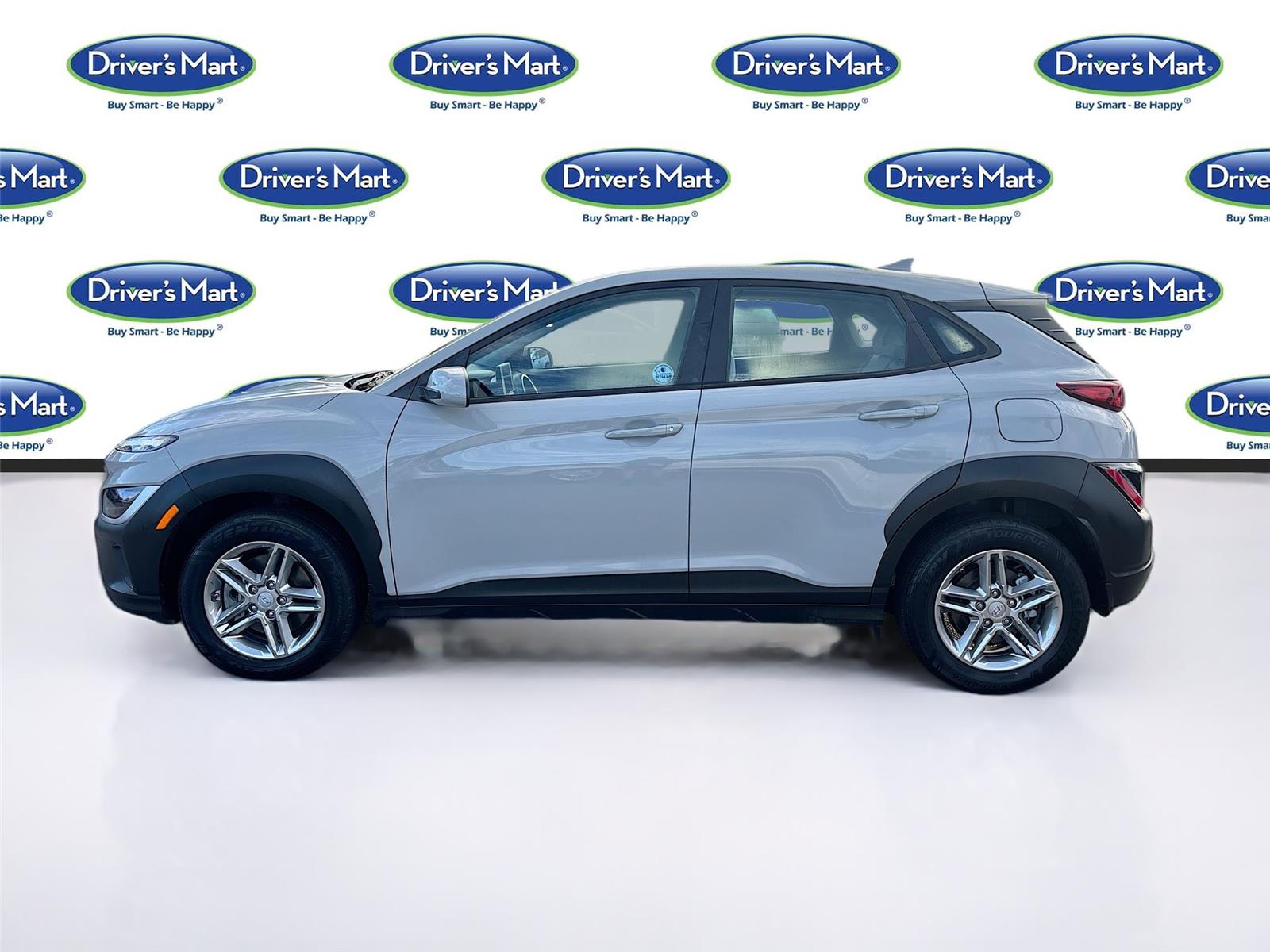 2022 Hyundai Kona SE photo 3