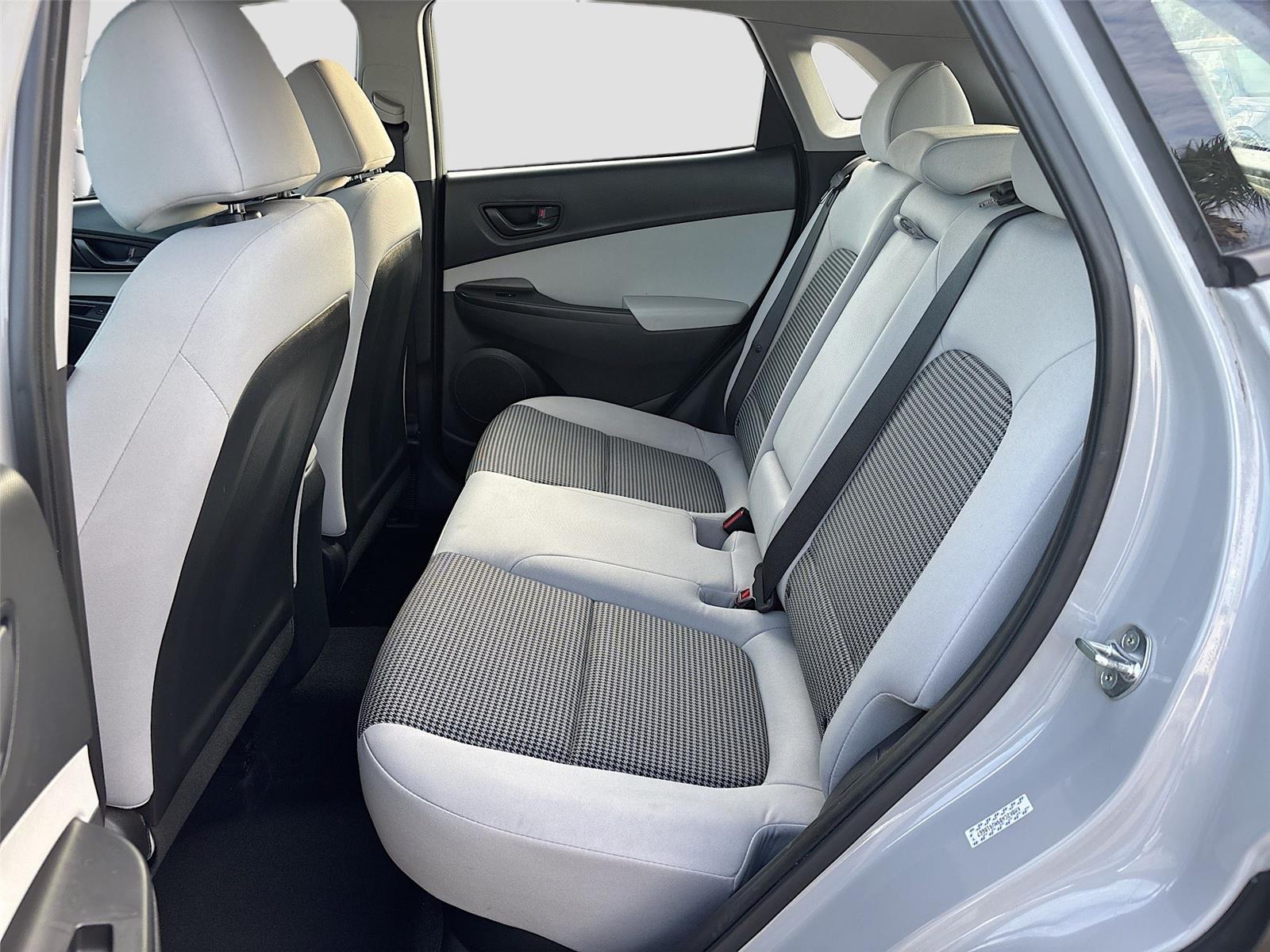 2022 Hyundai Kona SE photo 21
