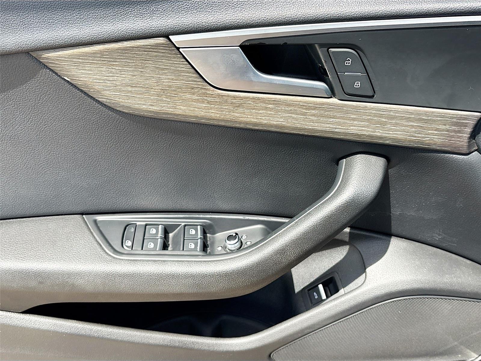 2018 Audi A4 Premium photo 15