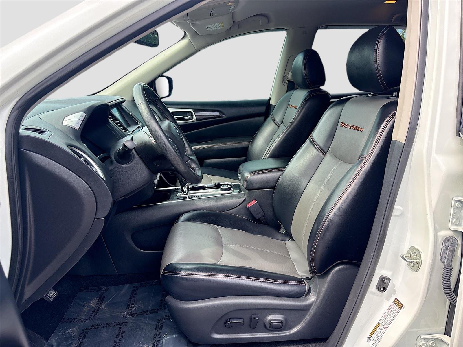 2019 Nissan Pathfinder SL