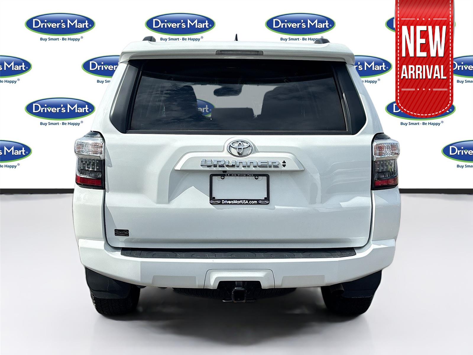 2024 Toyota 4Runner SR5 photo 3