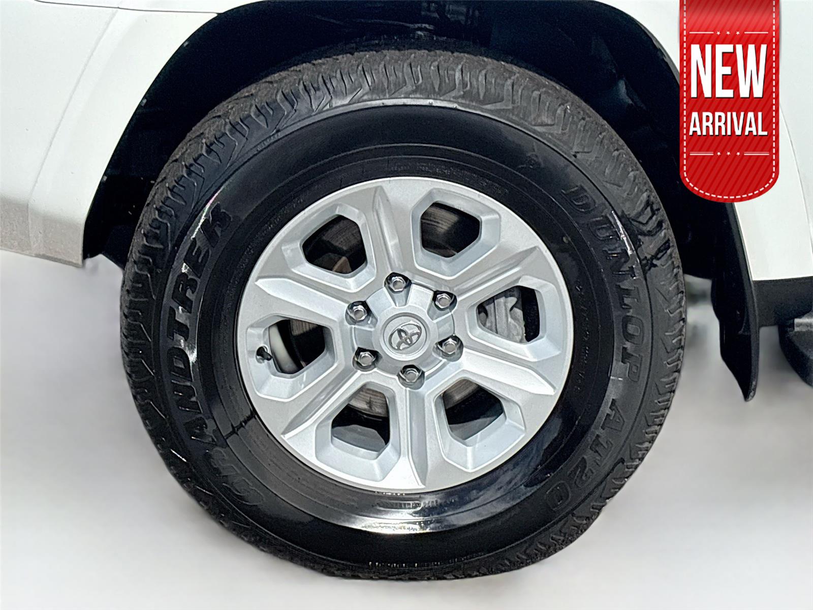 2024 Toyota 4Runner SR5 photo 24