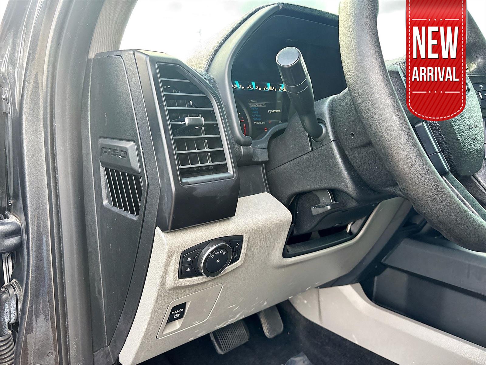2018 Ford F-150 photo 5