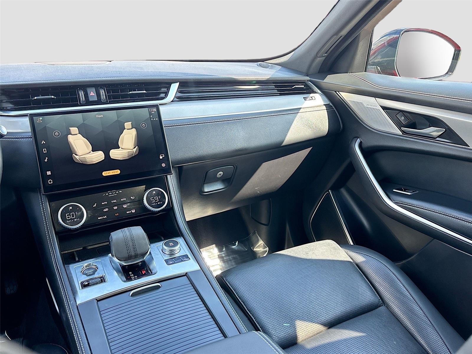 2024 Jaguar F-PACE P250 R-Dynamic S photo 22