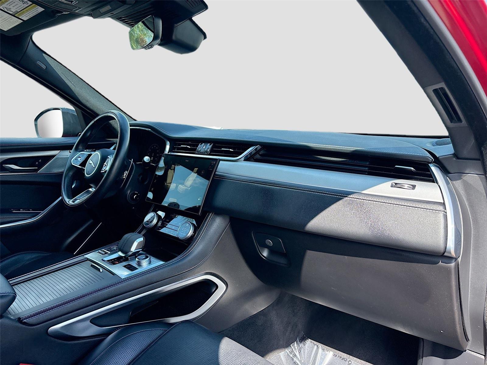 2024 Jaguar F-PACE P250 R-Dynamic S photo 27