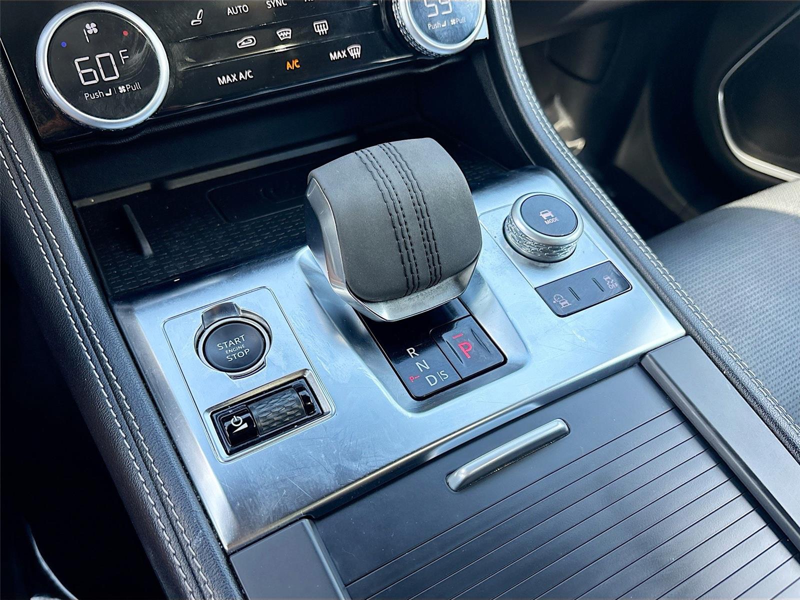 2024 Jaguar F-PACE P250 R-Dynamic S photo 14