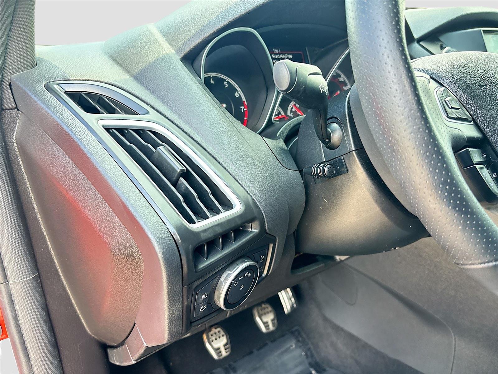 2018 Ford Focus ST