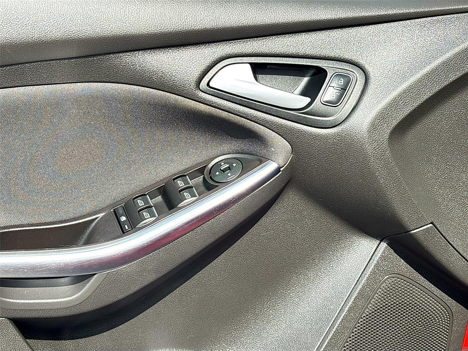 2018 Ford Focus ST