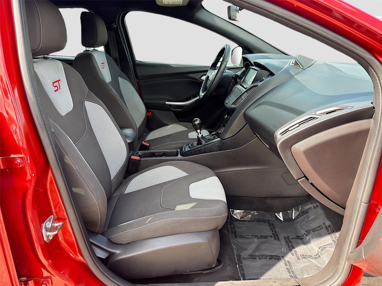 2018 Ford Focus ST