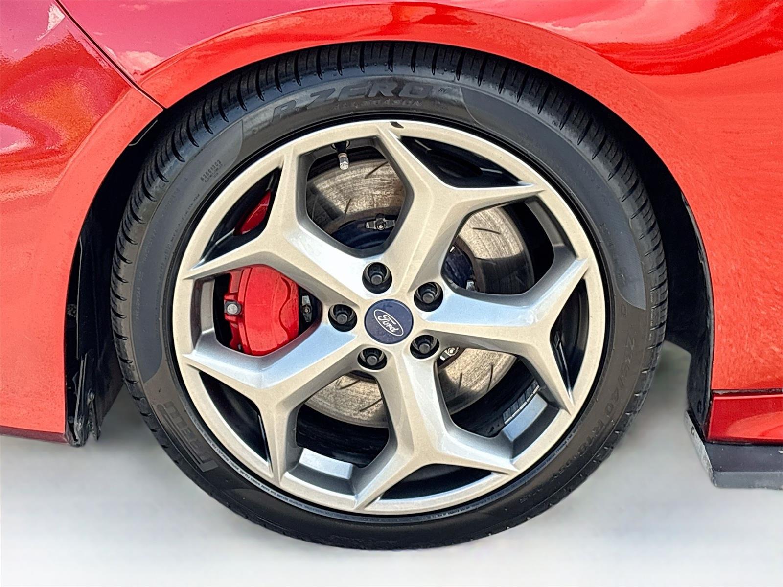 2018 Ford Focus ST