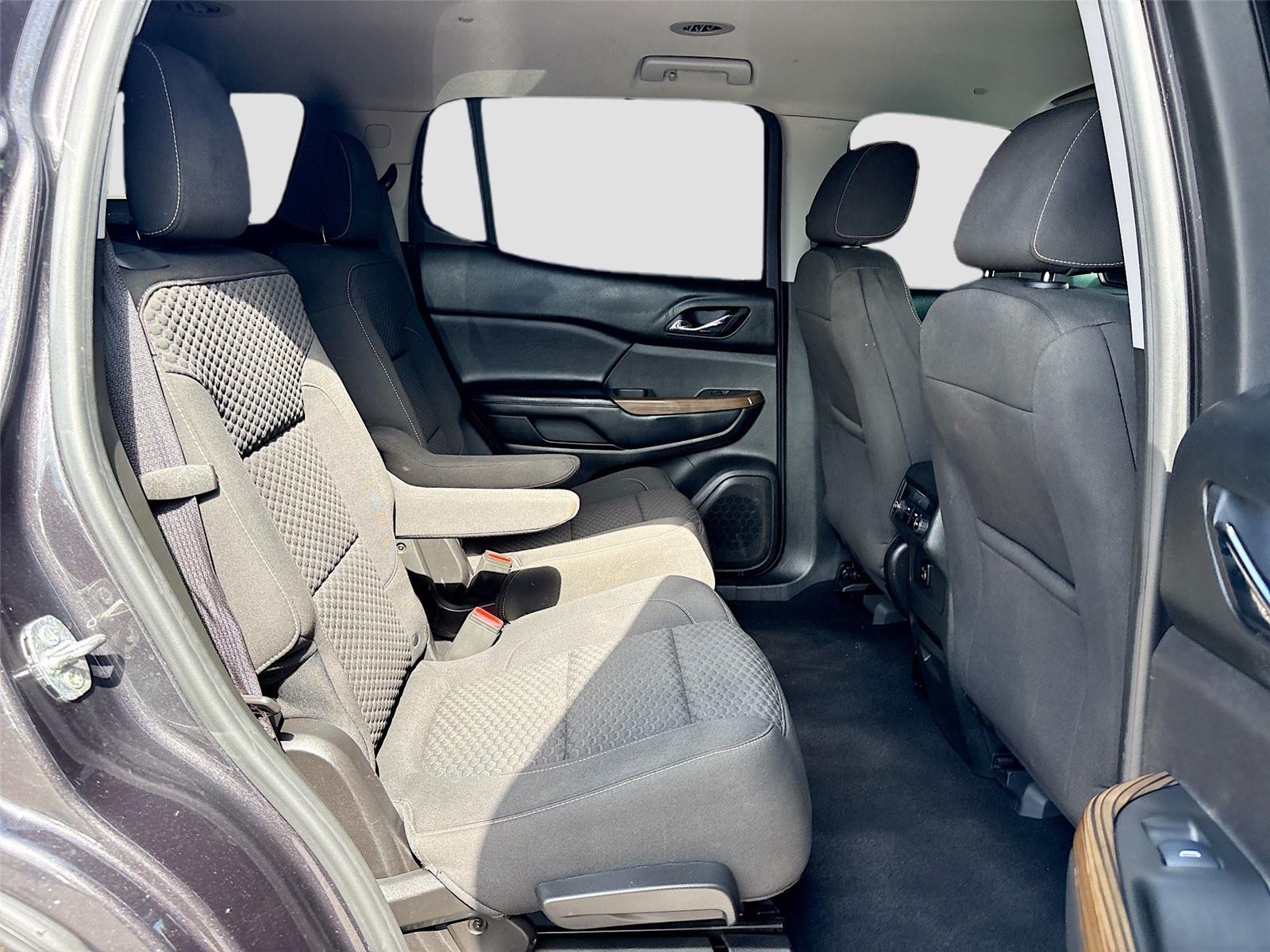 2017 GMC Acadia SLE