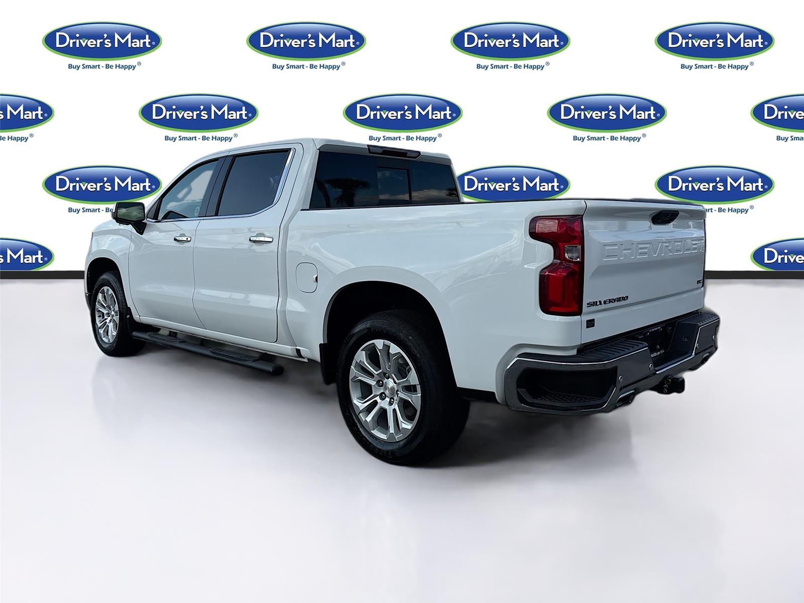 2023 Chevrolet Silverado 1500 LTZ photo 2
