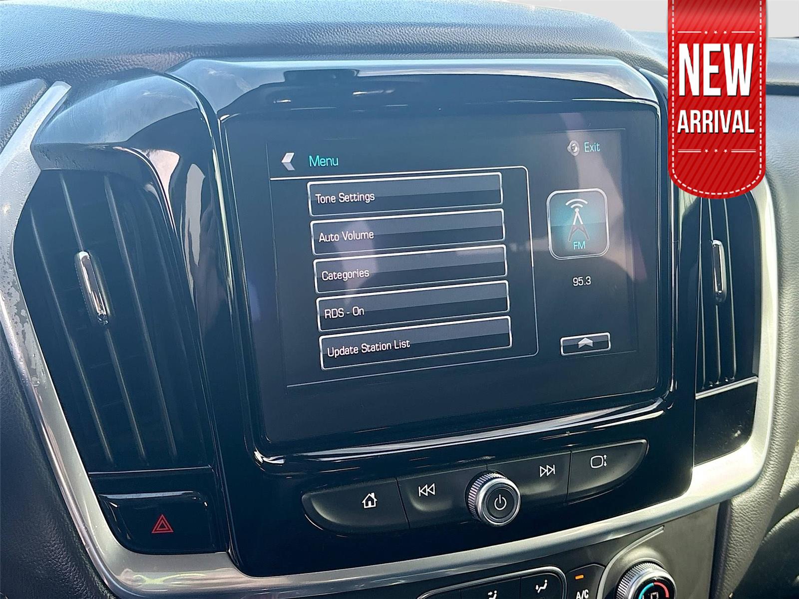 2019 Chevrolet Traverse LT Cloth