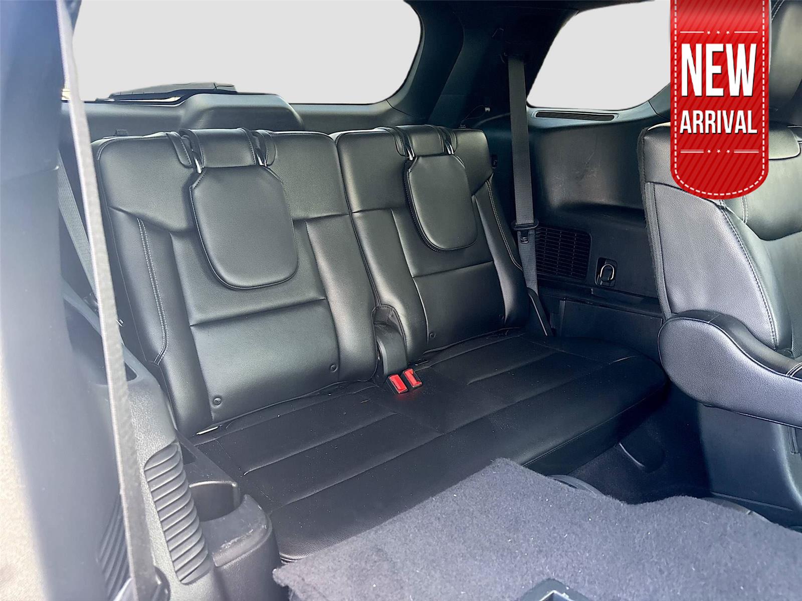 2020 Ford Explorer ST photo 28