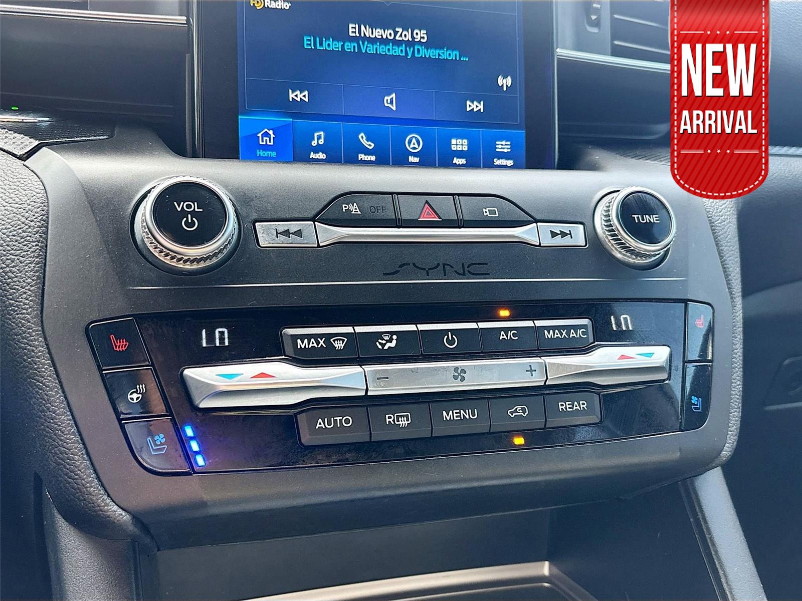 2020 Ford Explorer ST photo 15