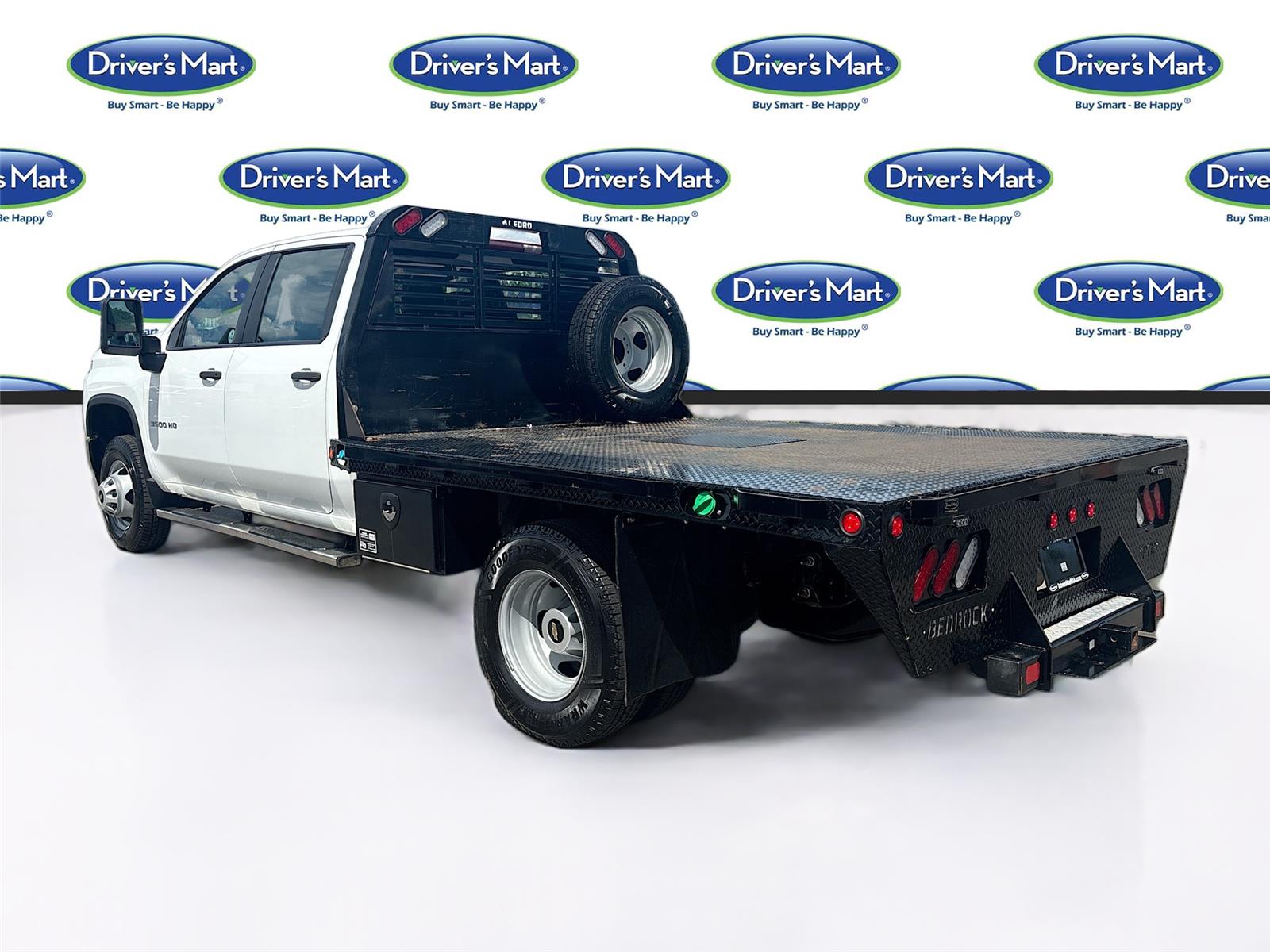 2023 Chevrolet Silverado 3500HD CC Work Truck