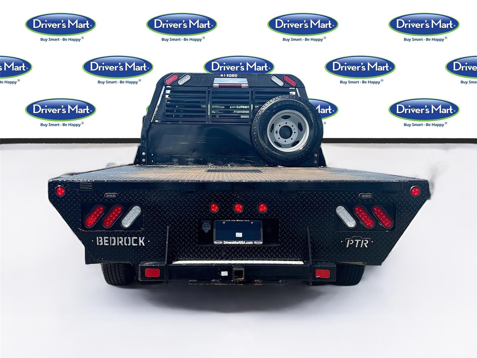 2023 Chevrolet Silverado 3500HD CC Work Truck