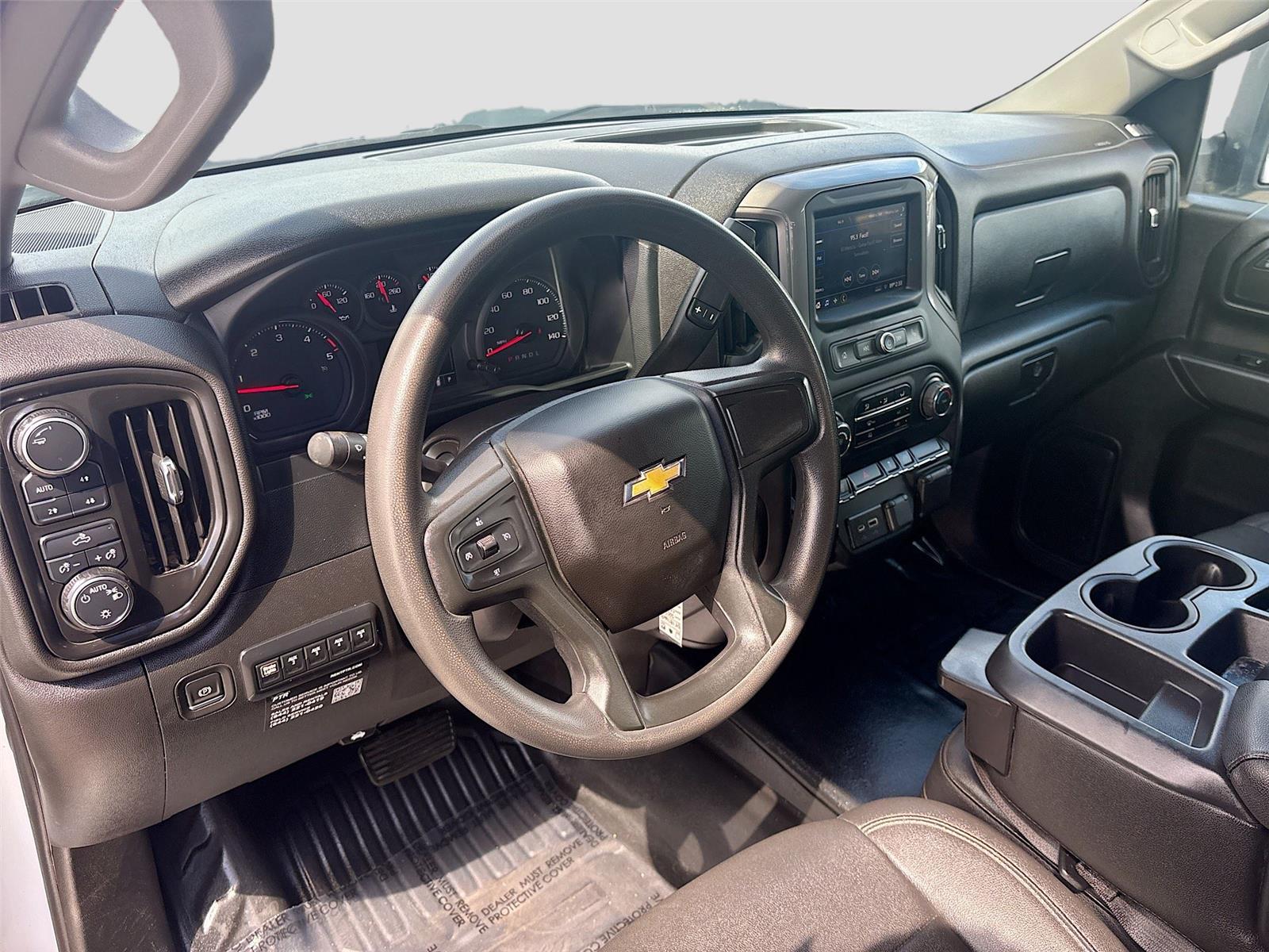 2023 Chevrolet Silverado 3500HD CC Work Truck