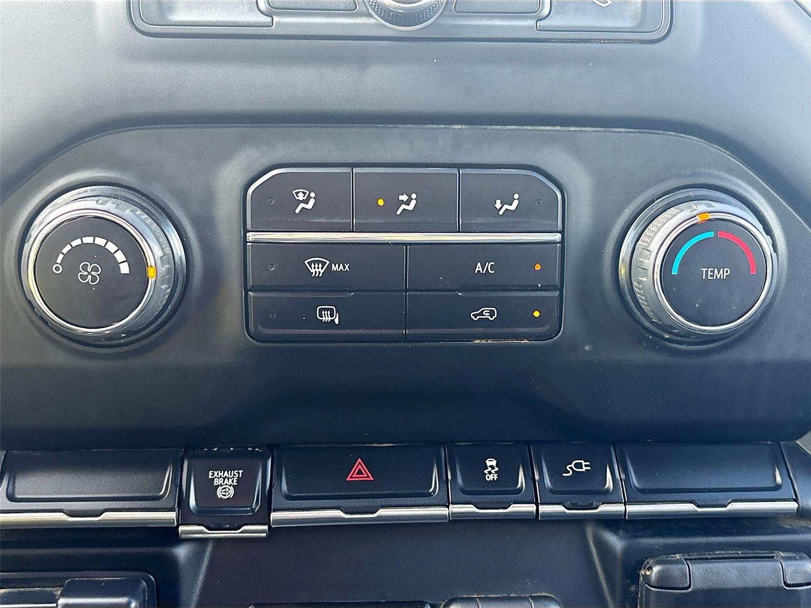 2023 Chevrolet Silverado 3500HD CC Work Truck