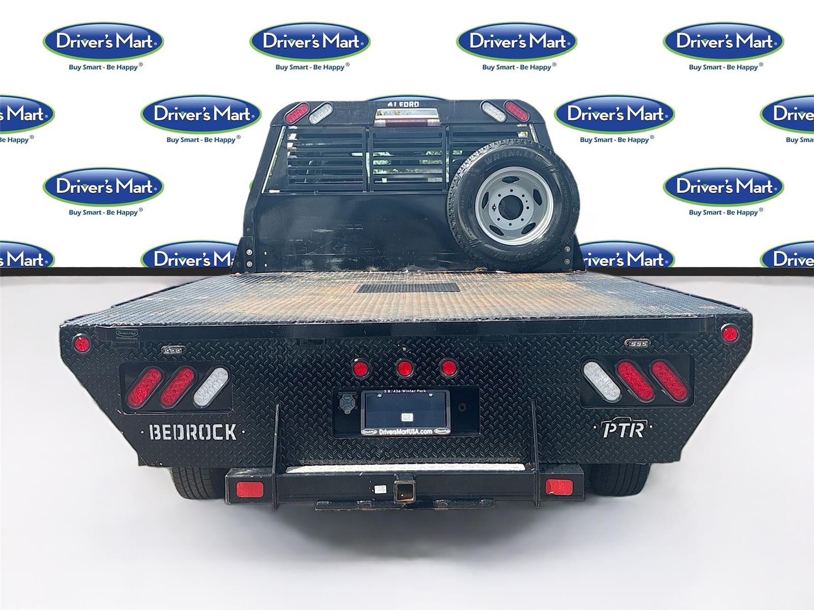 2023 Chevrolet Silverado 3500HD CC Work Truck