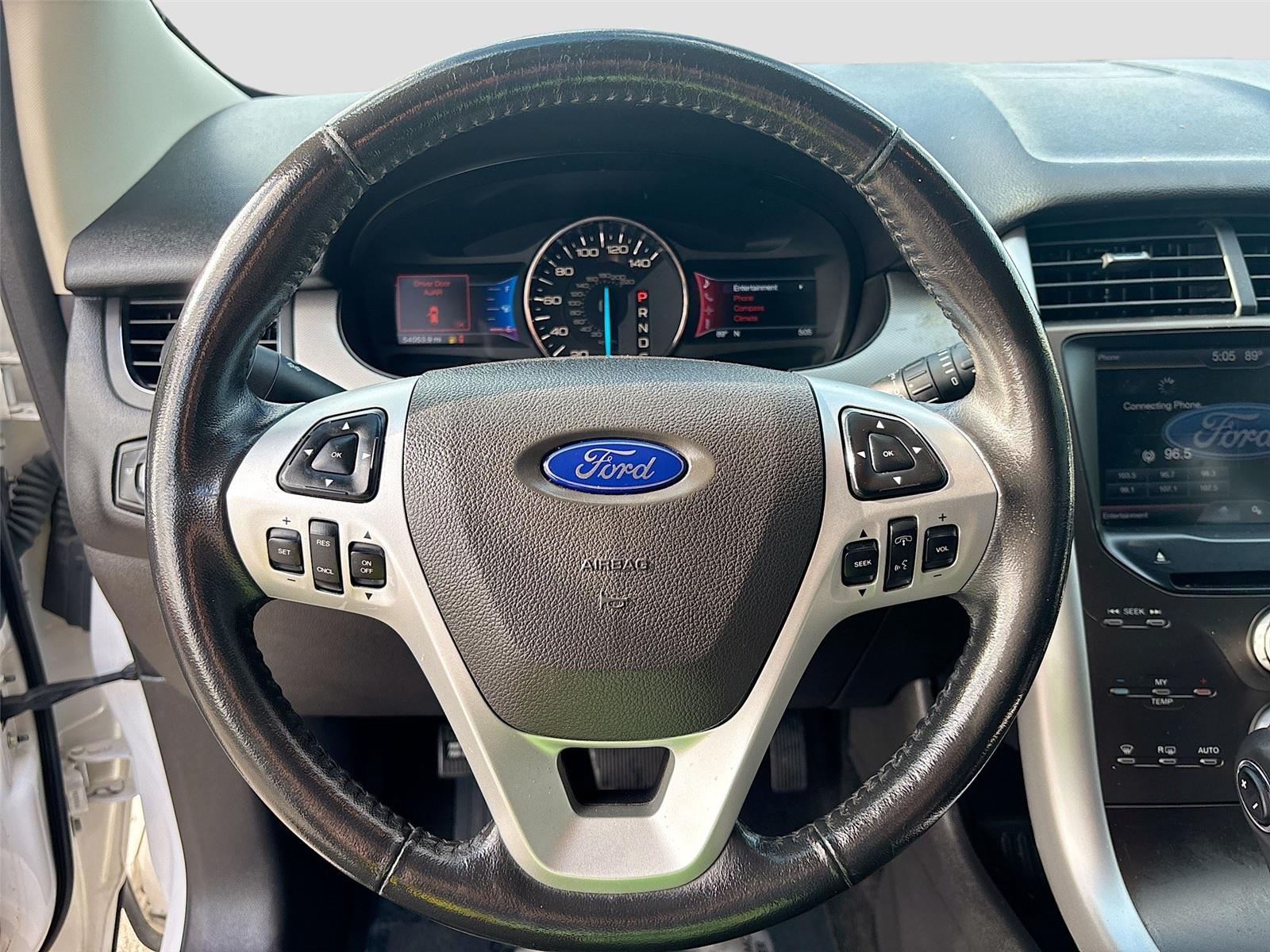 2013 Ford Edge SEL photo 5