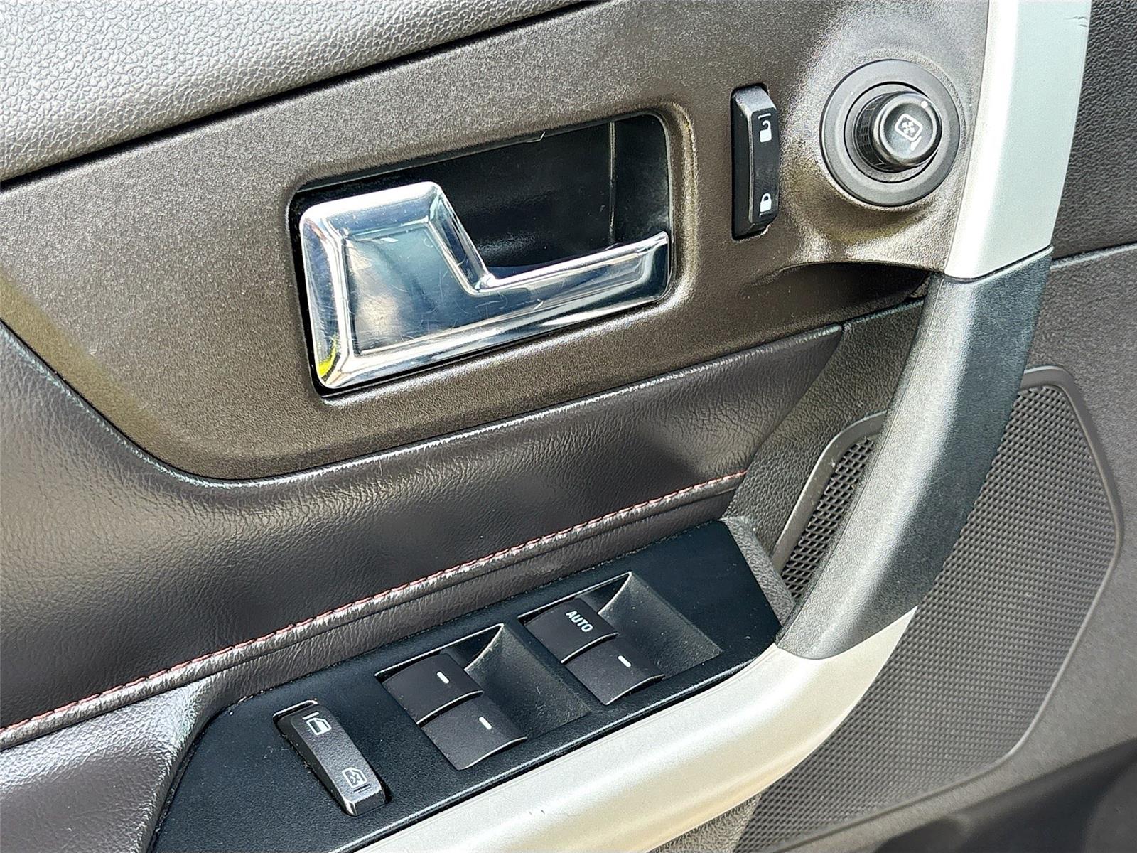 2013 Ford Edge SEL photo 9
