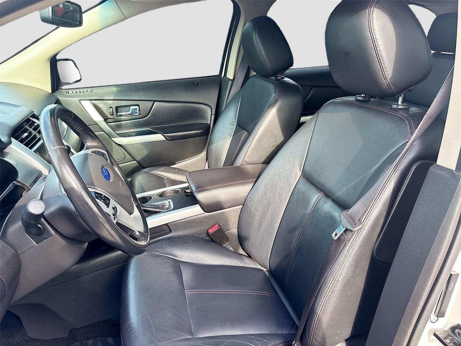 2013 Ford Edge SEL photo 11
