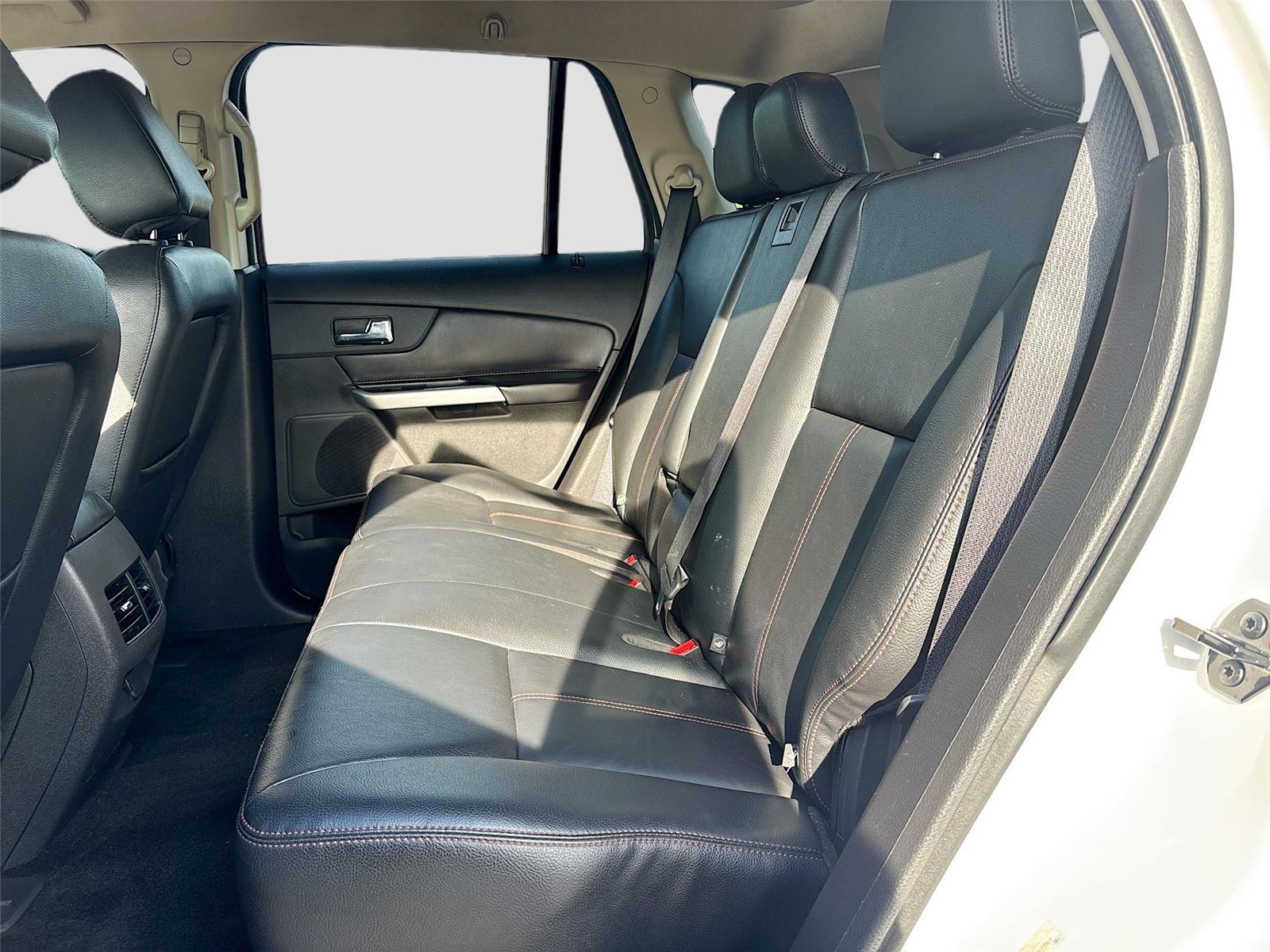 2013 Ford Edge SEL photo 14