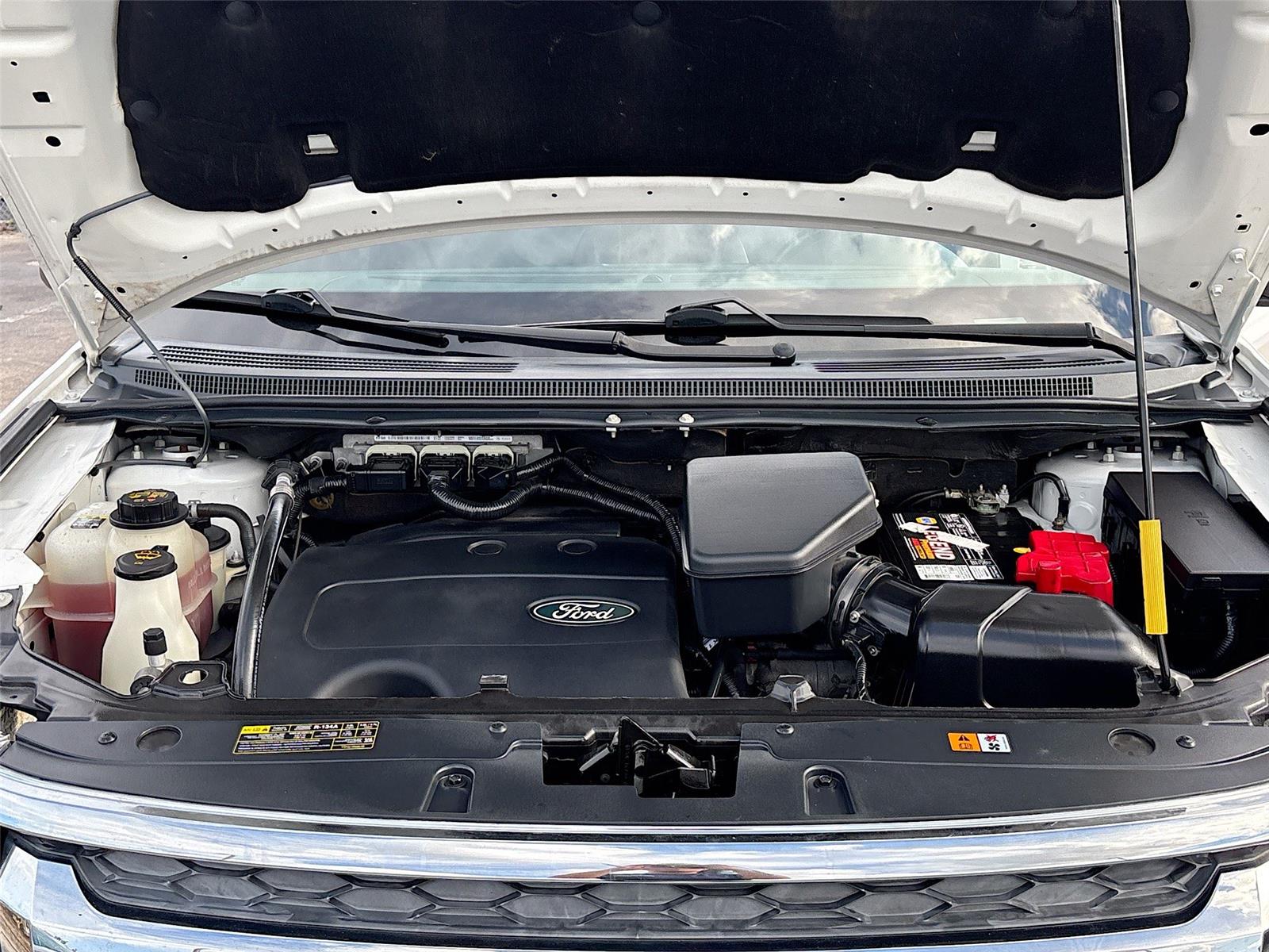 2013 Ford Edge SEL photo 18