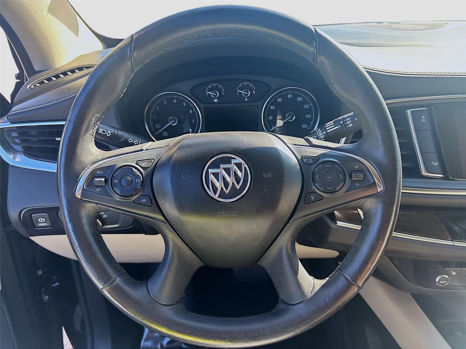 2018 Buick Enclave Essence photo 10