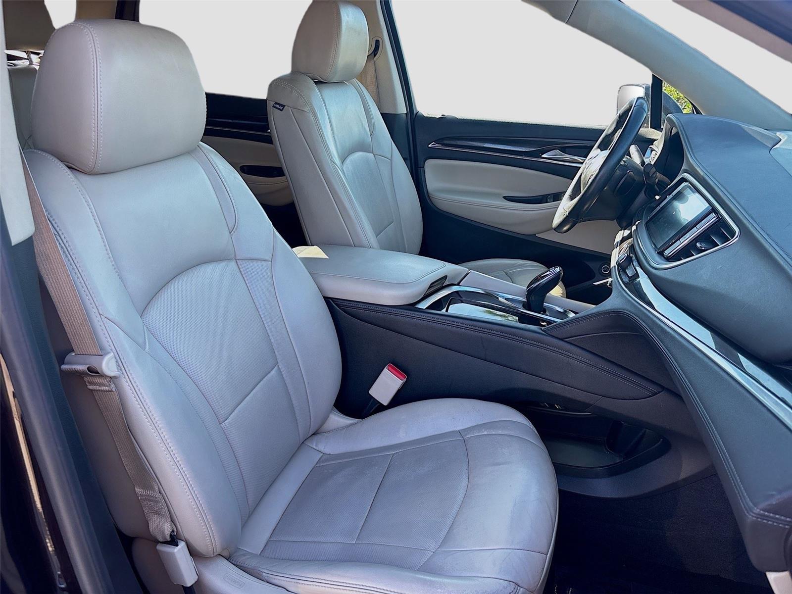 2018 Buick Enclave Essence photo 26