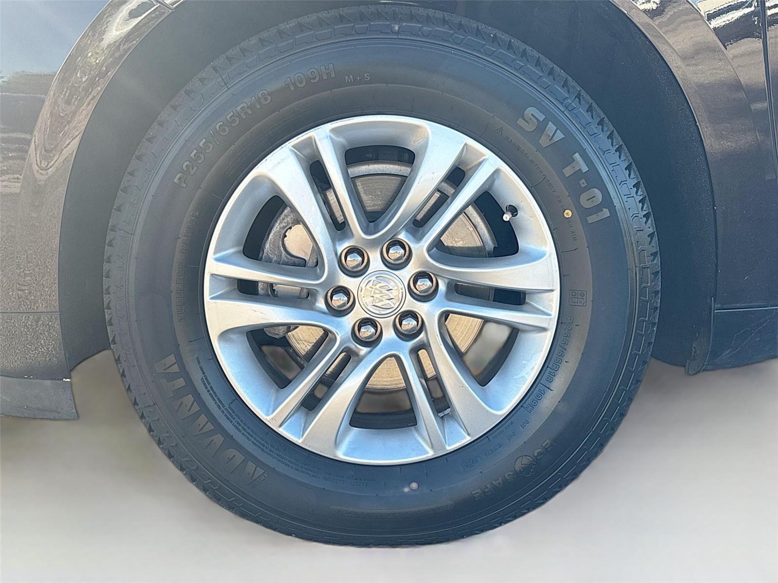 2018 Buick Enclave Essence photo 29