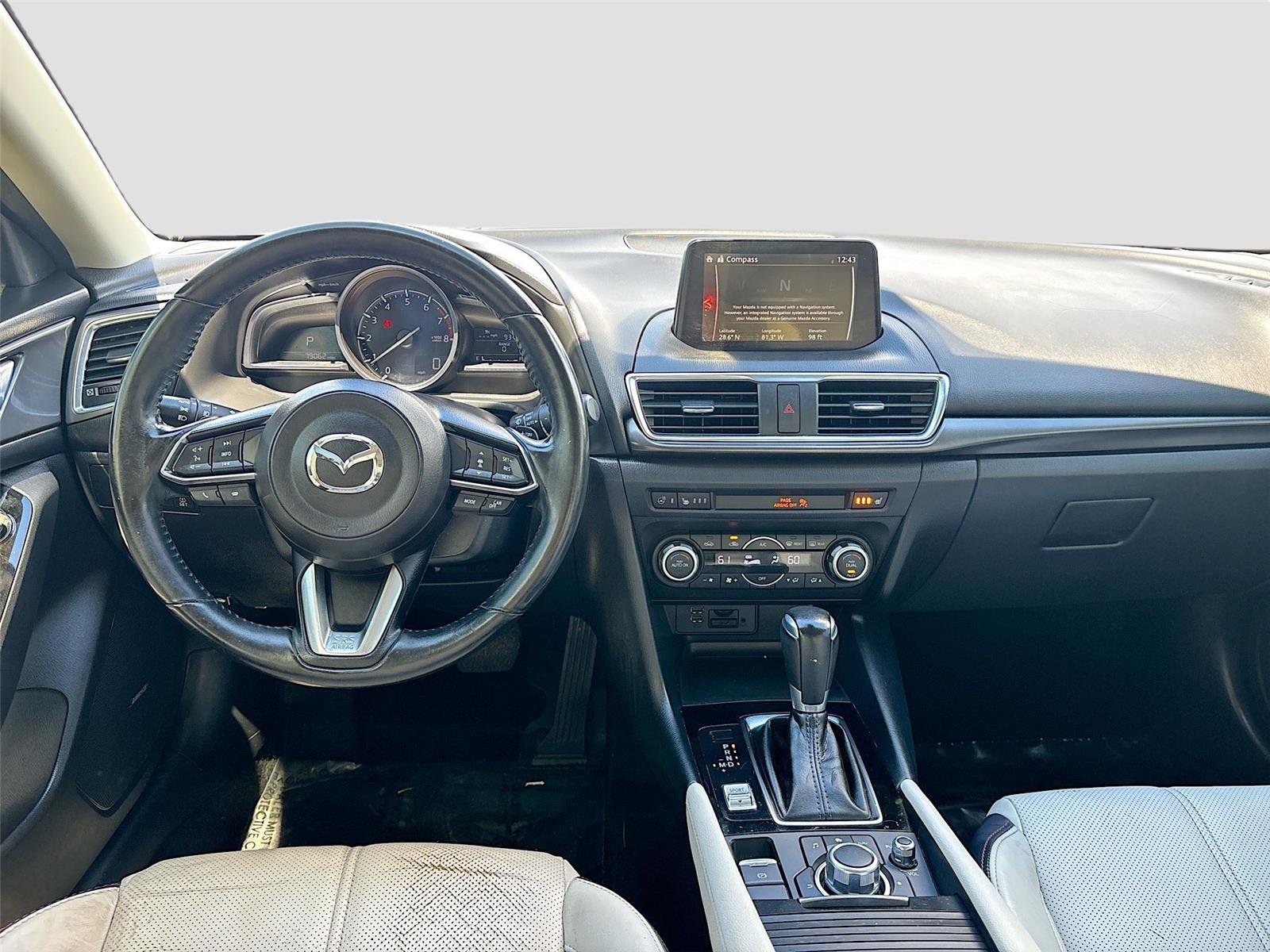 2018 Mazda Mazda3 Grand Touring photo 17