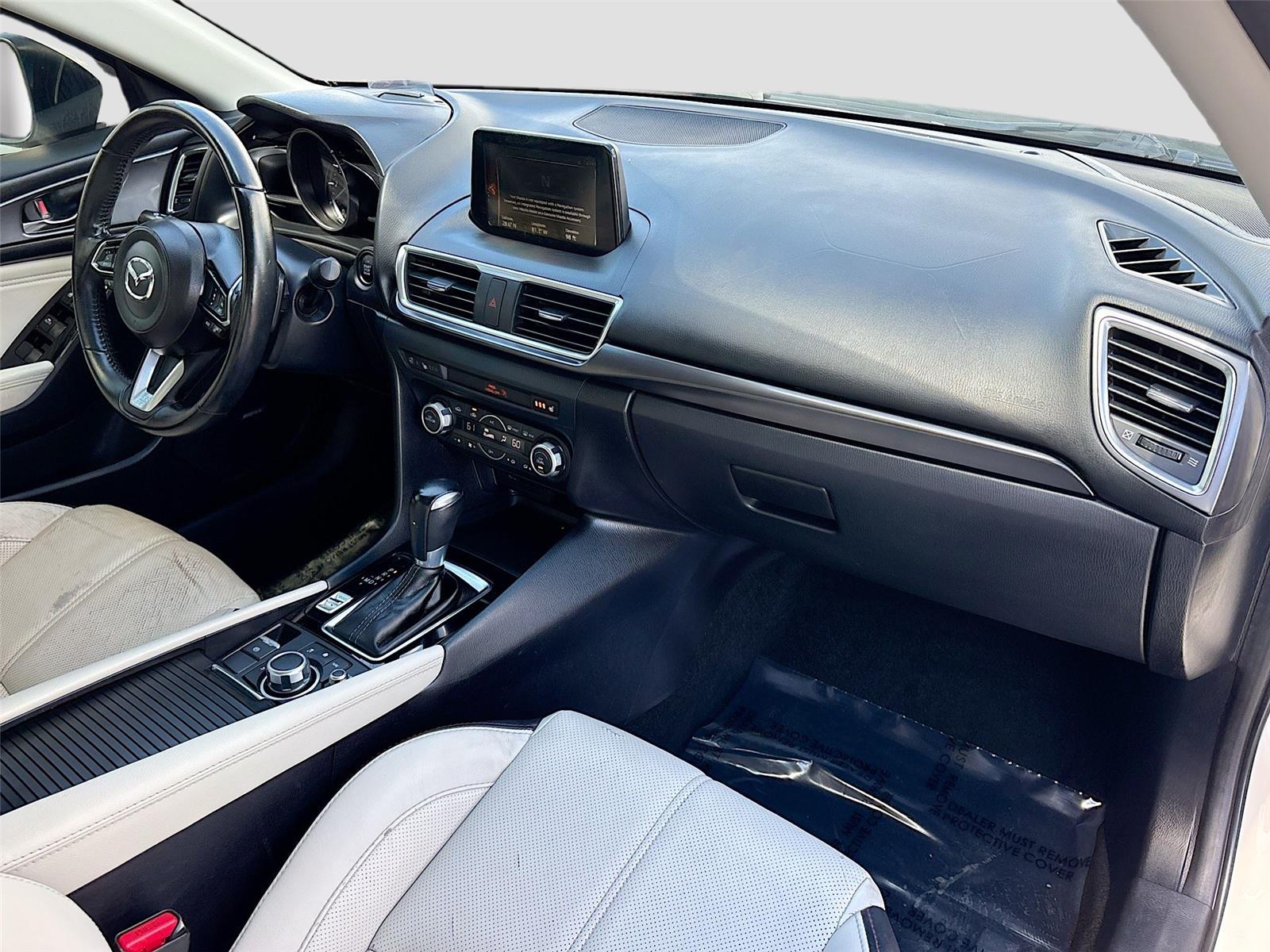 2018 Mazda Mazda3 Grand Touring photo 21