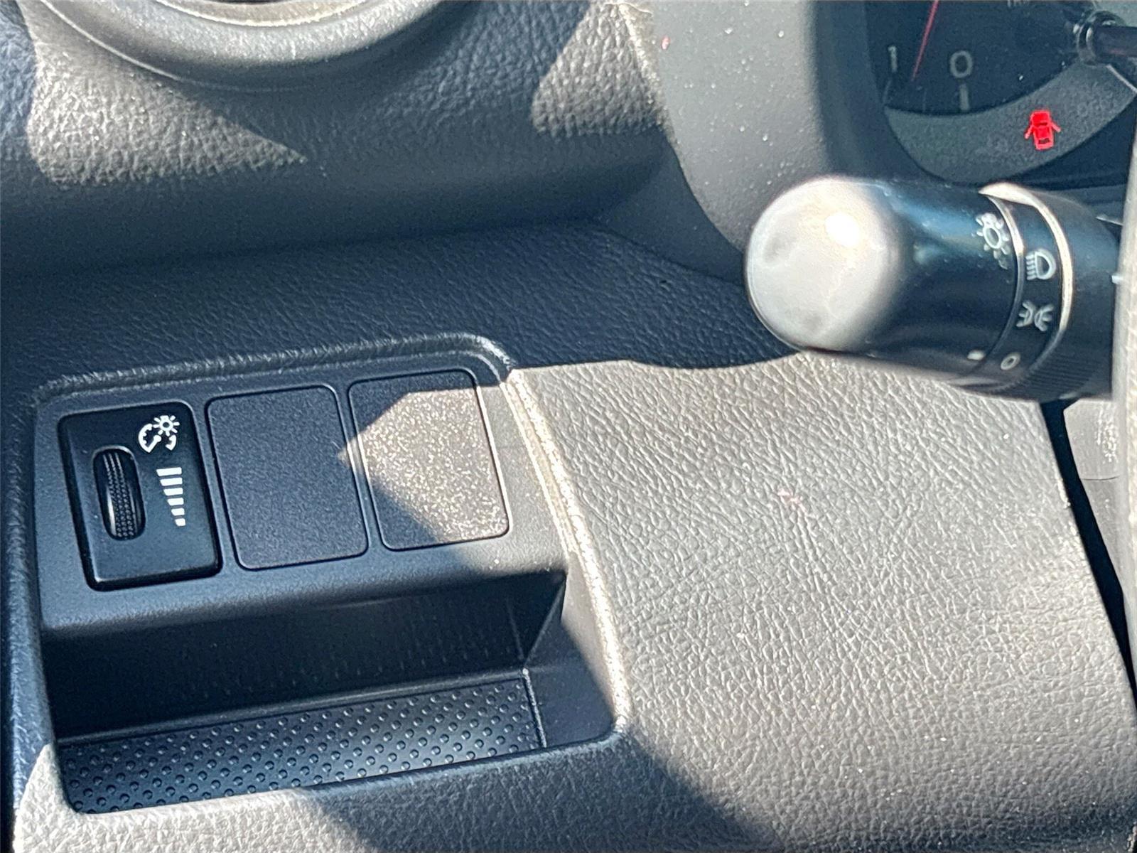2011 Toyota RAV4 Sport photo 3