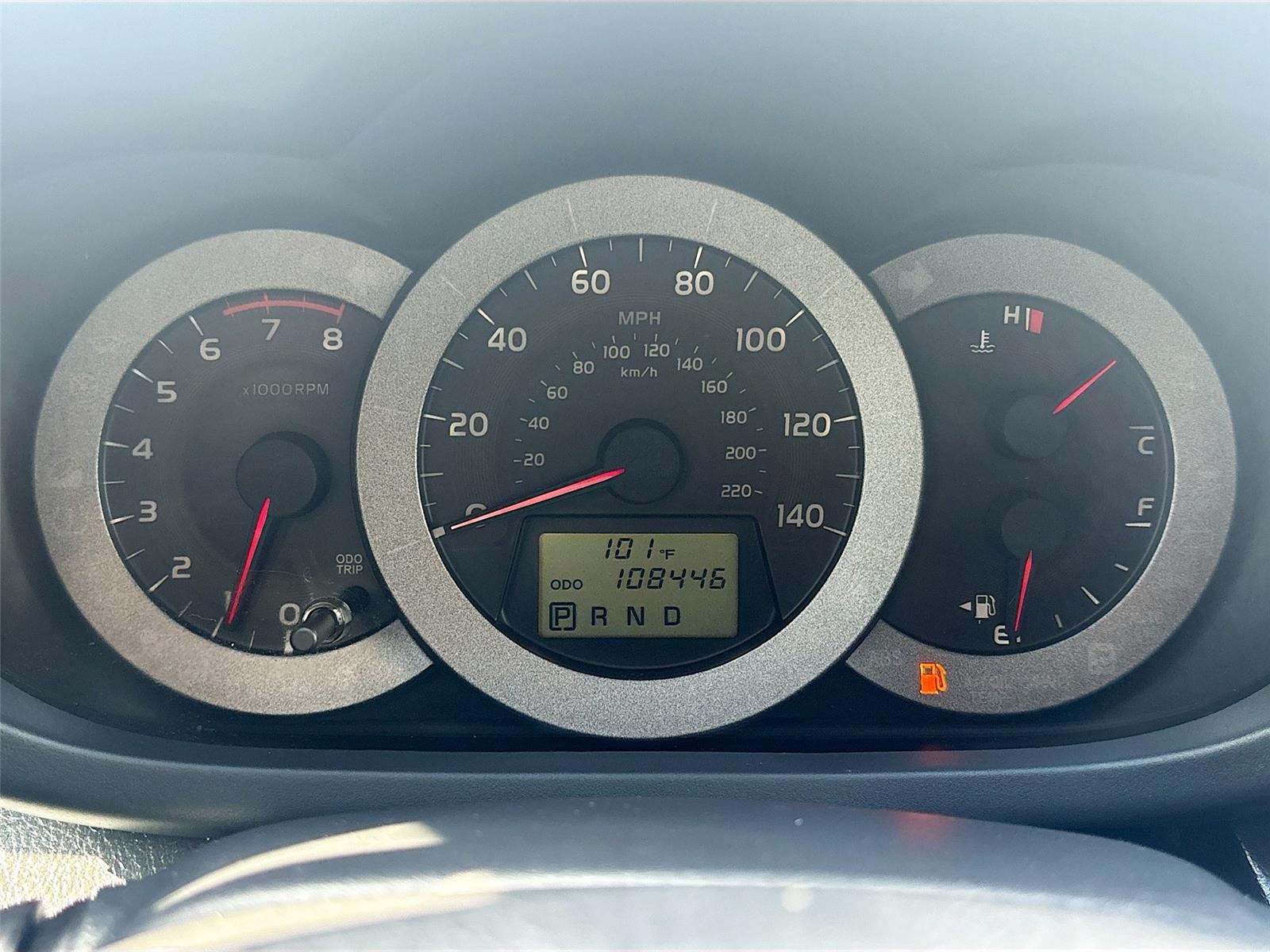 2011 Toyota RAV4 Sport photo 4