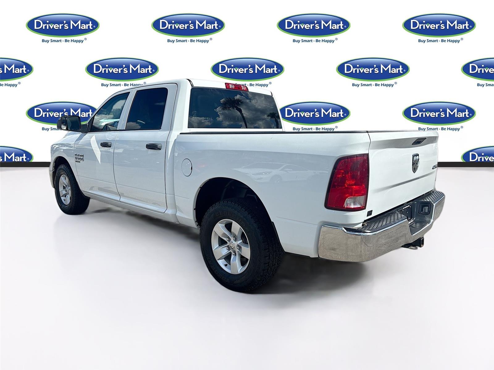 2022 Ram 1500 Classic Tradesman photo 3