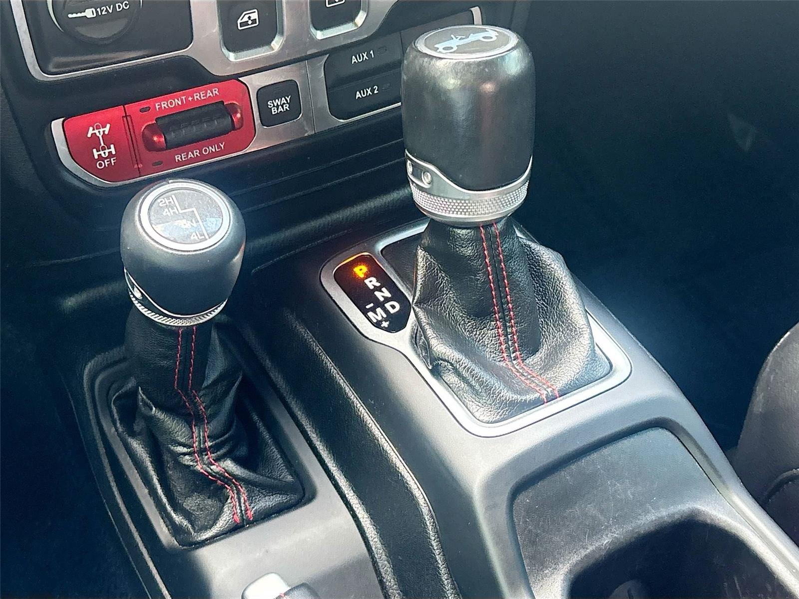 2020 Jeep Wrangler Rubicon photo 13