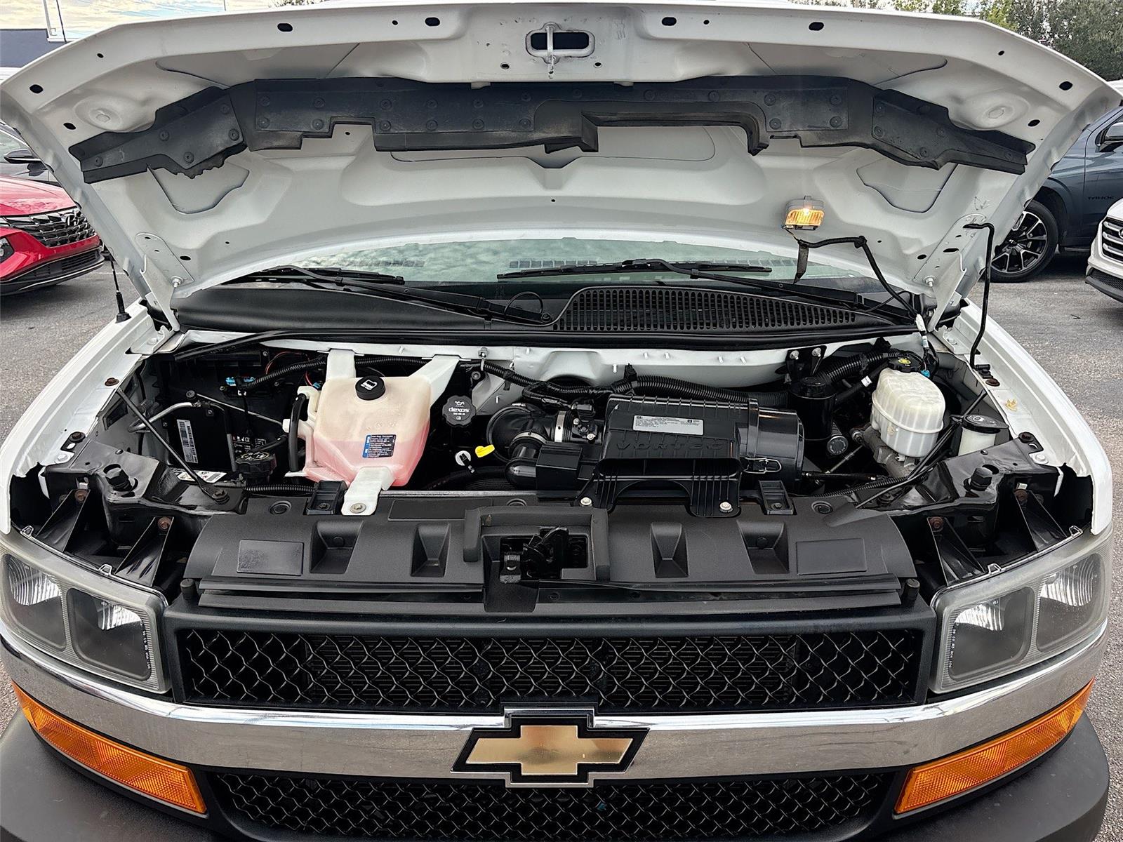 2019 Chevrolet Express Passenger LT