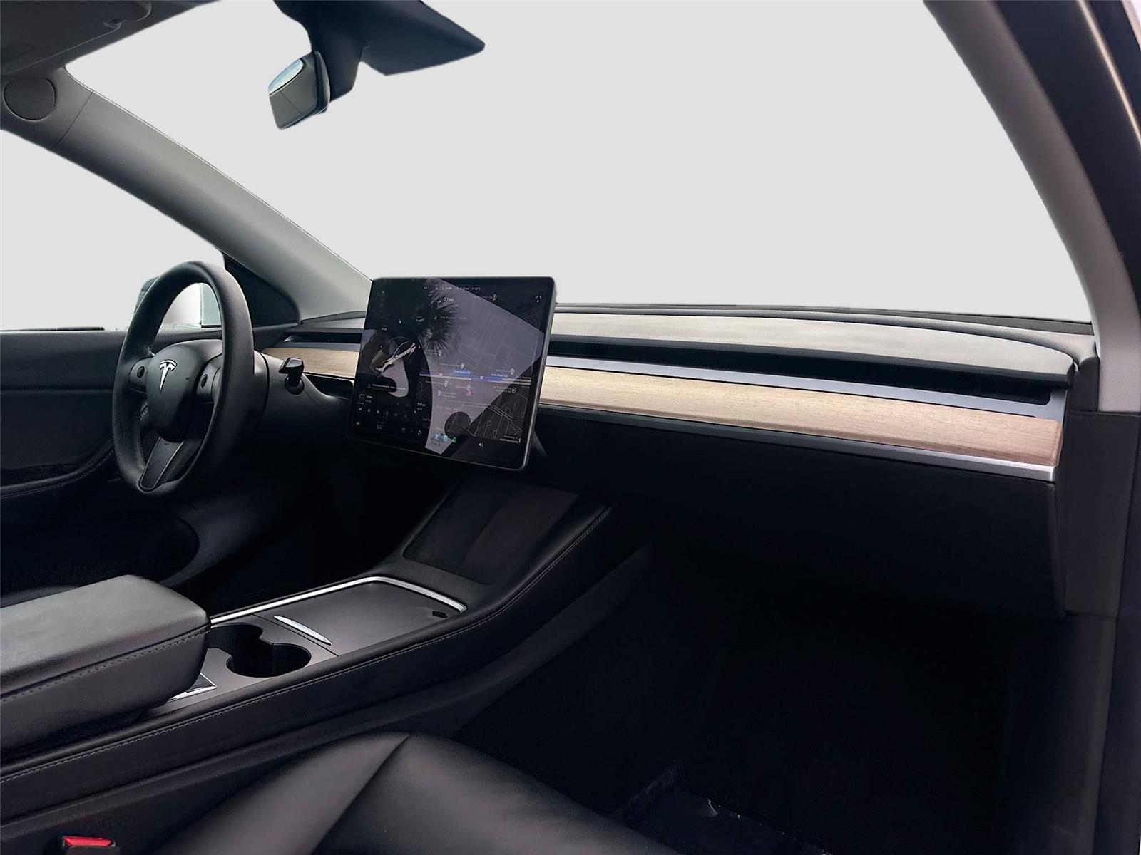 2021 Tesla Model Y Long Range photo 16