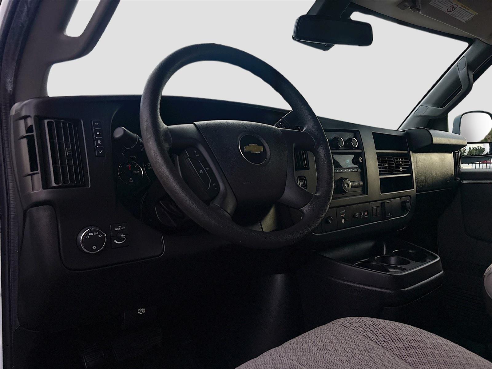 2019 Chevrolet Express Passenger LT