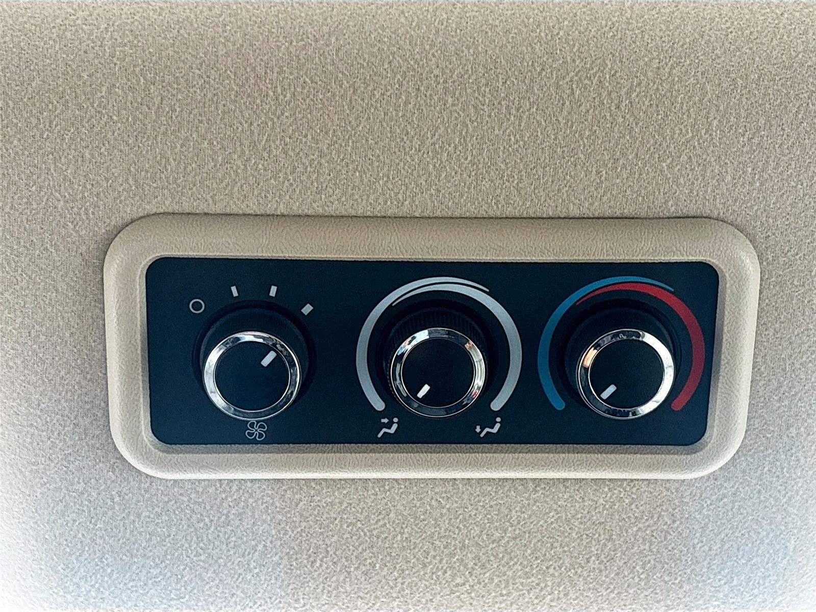 2019 Chevrolet Express Passenger LT