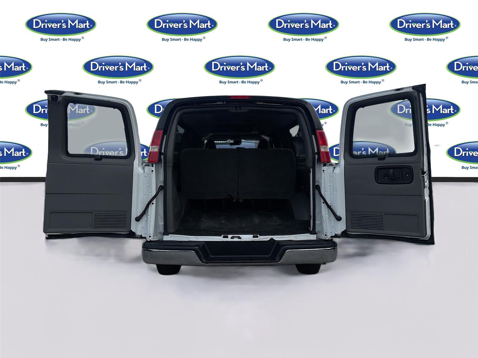 2019 Chevrolet Express Passenger LT