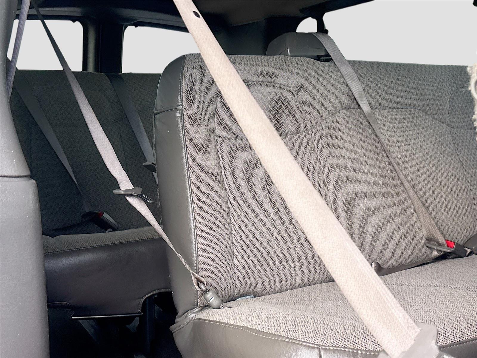 2019 Chevrolet Express Passenger LT