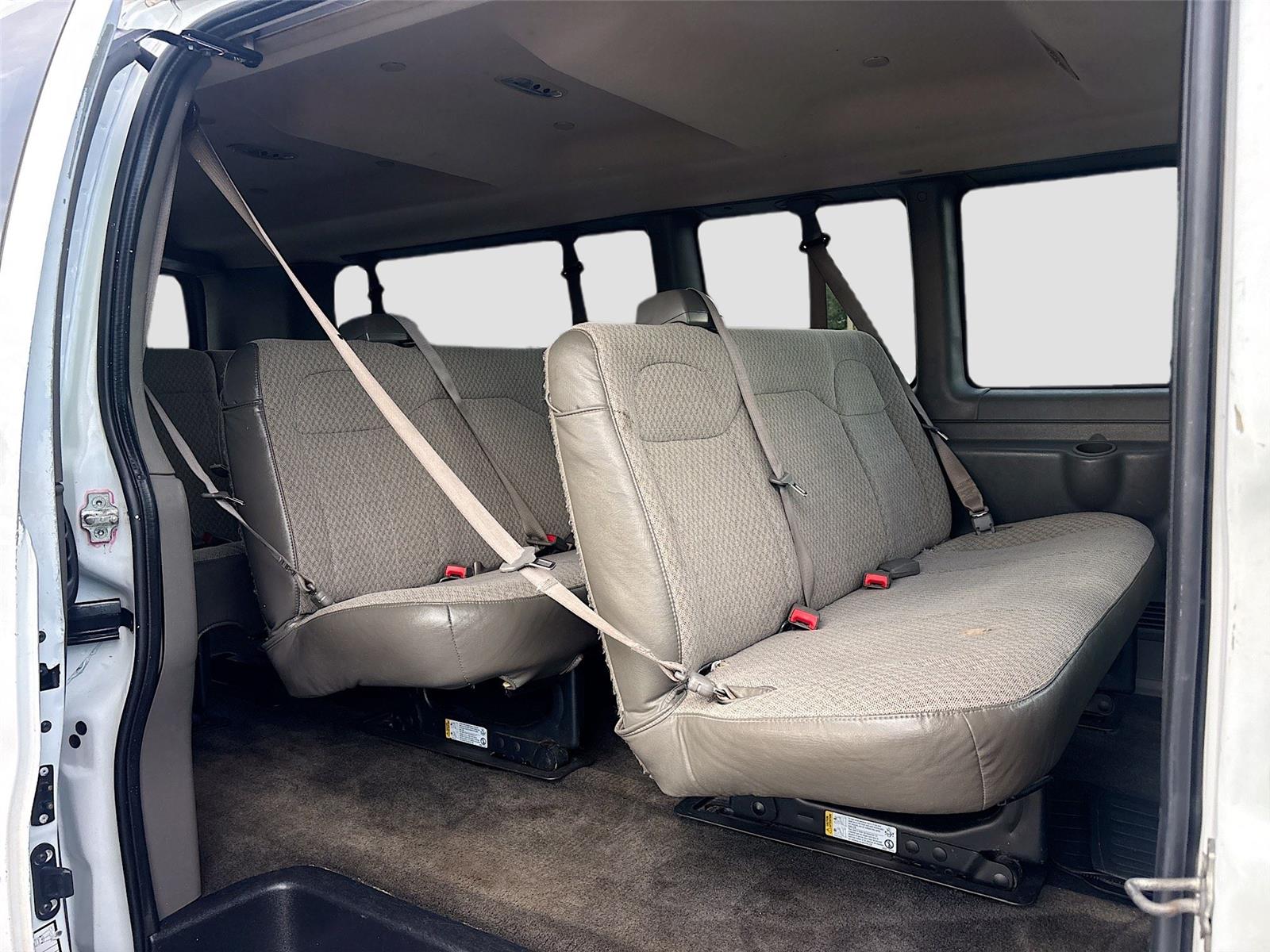 2019 Chevrolet Express Passenger LT