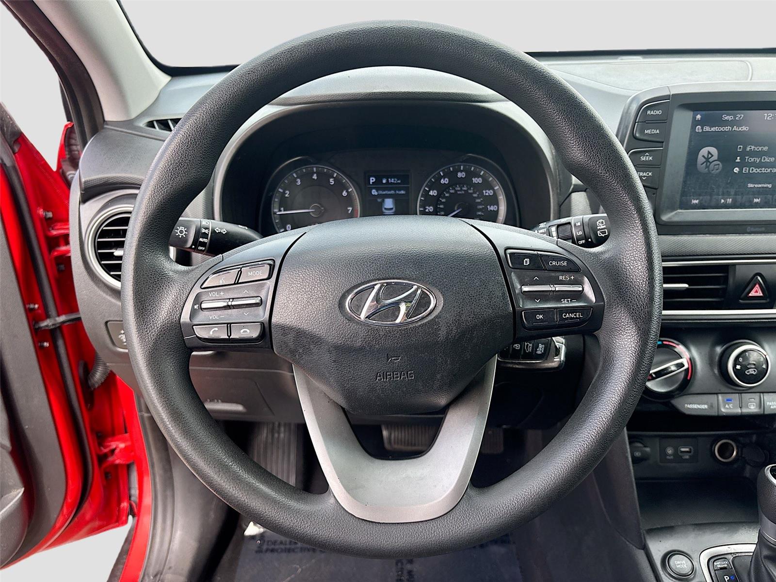 2019 Hyundai Kona SE photo 2